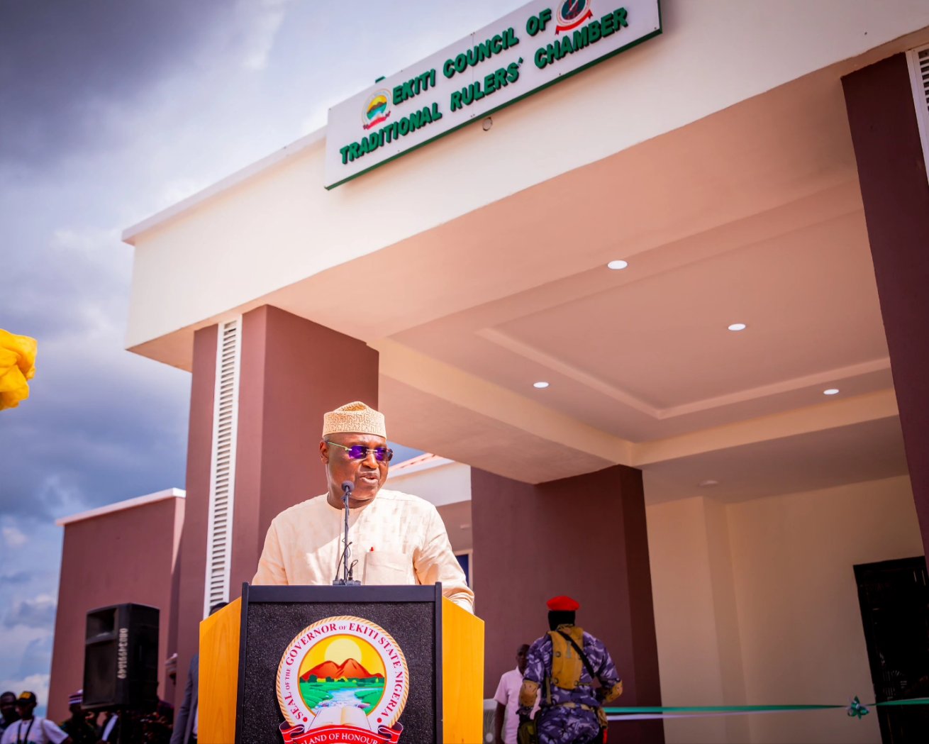 Oyebanji Swears in 14 Permanent Secretaries