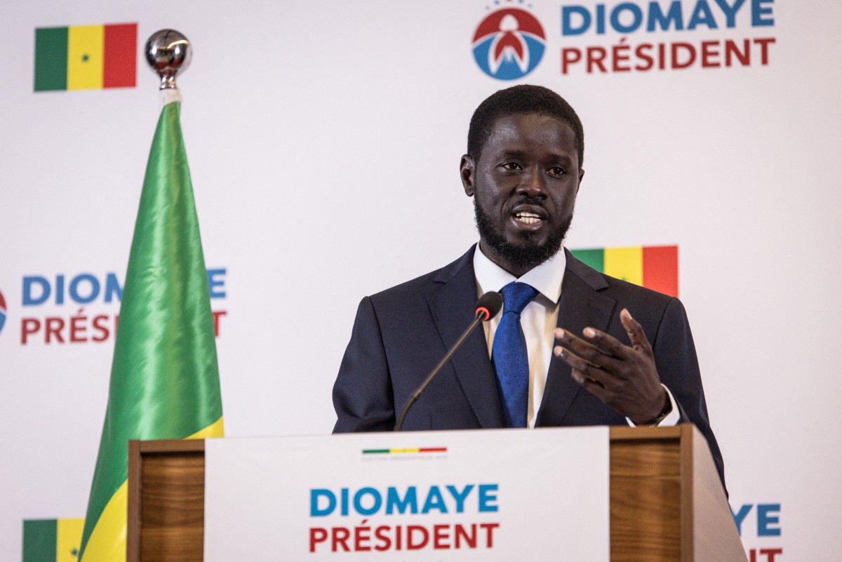 Bassirou Faye Sworn in as Senegalese President