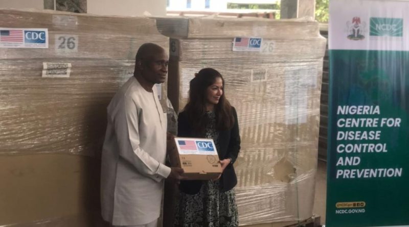 US CDC Donates Disease Detective Equipment to Nigeria