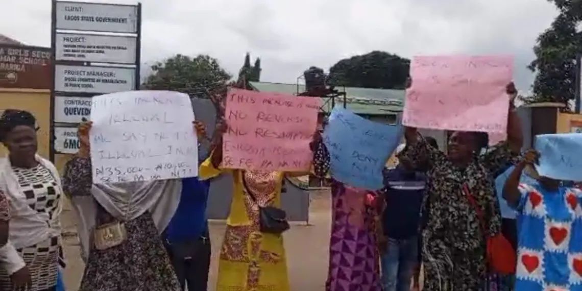 Just In: Parents protest boarding fee hike, threaten to disrupt school resumption