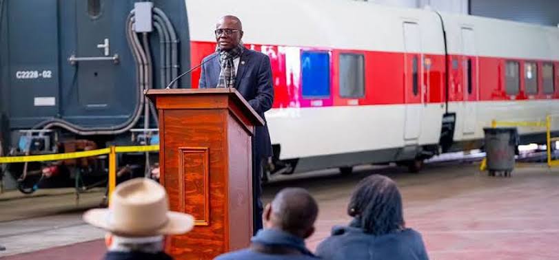 Lagos launches ‘Red Line Rail Service’, revolutionizing transportation