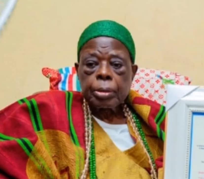 Alaye of Odogbolu, Oba Adedeji Olusegun Atanda Onagoruwa, passes on