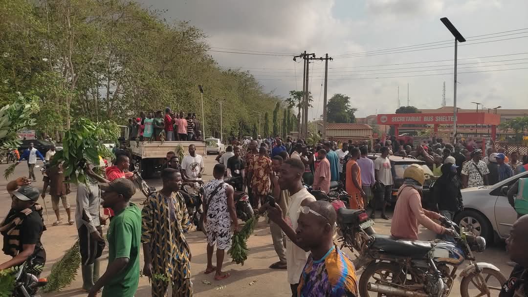 Breaking: Protest erupts in Ondo as herdsmen kill five farmers