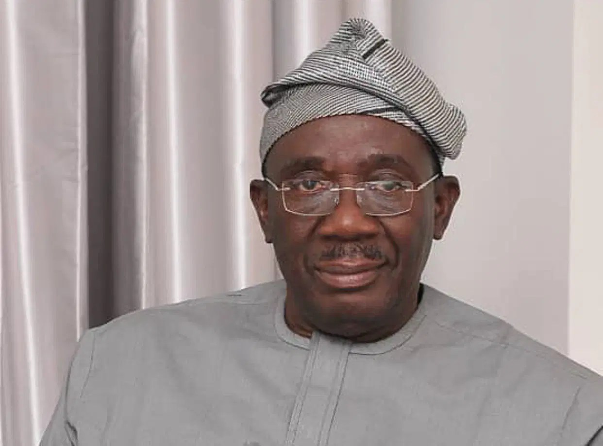 Ọṣun Senator Fadahunsi cuts ties with PDP Amid Party Turmoil