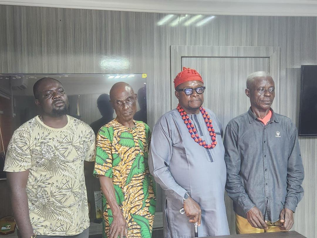 BREAKING: Ibo Man Arrested for Declaring Himself “Obi of Lagos,” ₦1.5 Billion Palace Scam Foiled