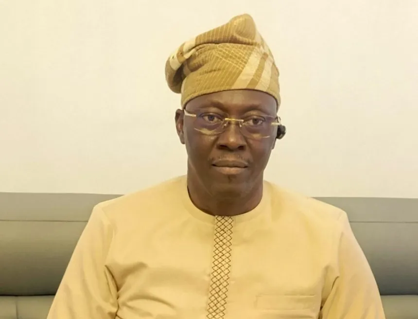 Aiyedatiwa Presents Staff of Office to New Olu-Oke of Oke-Igbo