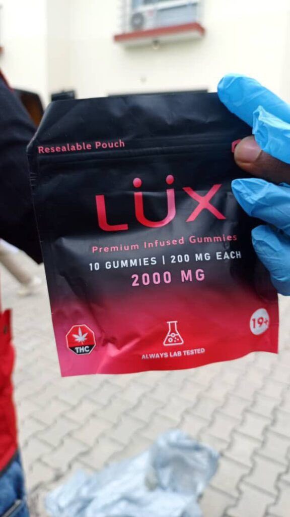 PICTORIAL 🇳🇬🚨: National Drug Law Enforcement Agency alerts parents over suspicious sachets circulating in Lagos following a major ₦5.8 billion drug bust, raising fresh concerns about child safety and illicit distribution methods.