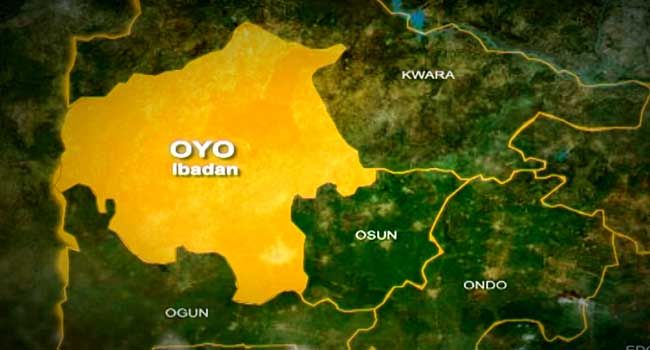 FEAR OF ATTACK: Residents flee Yawota community in Oriire Local Government, Oyo State over fresh terrorist attack fears.