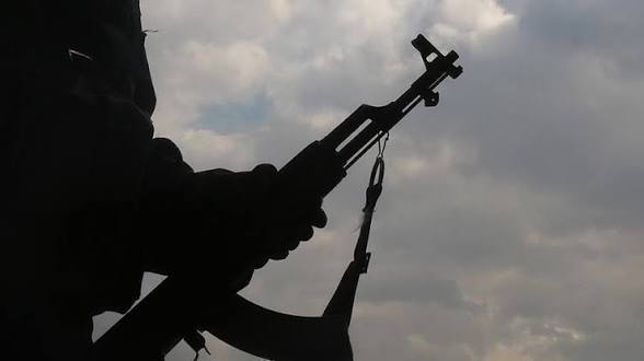 BREAKING 🇳🇬🚨: Armed bandits killed a motorist, abducted two local government officials, and injured a Hajj officer in a daylight attack in Zamfara State, triggering fresh security concerns.
