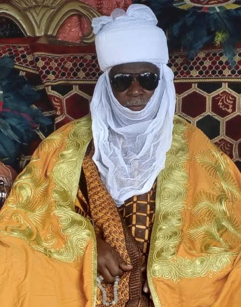 BREAKING 🇳🇬🚨: Abductors Threaten Forced Marriage of Kwara Emir’s Abducted Wives Over Ransom Delay – Armed kidnappers holding the Emir of Yashikira’s wives reportedly issue threats linked to a ₦150 million ransom demand, heightening fears over their safety.