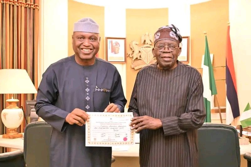 BREAKING: Tinubu Receives Ekiti Governor Oyebanji as He Presents Certificate of Return After Election Victory